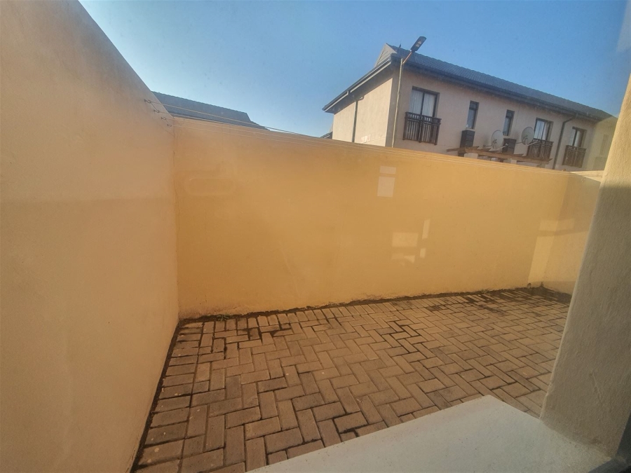 To Let 3 Bedroom Property for Rent in Kidds Beach Eastern Cape